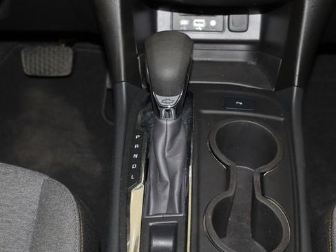 Used 2024 Chevrolet Equinox LT FWD image 28