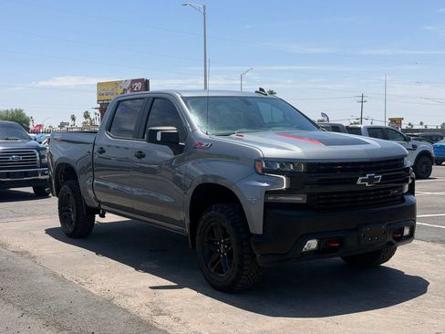 Used 2021 Chevrolet Silverado 1500 LT Trail Boss w/ Convenience Package II AWD/4WD image 16