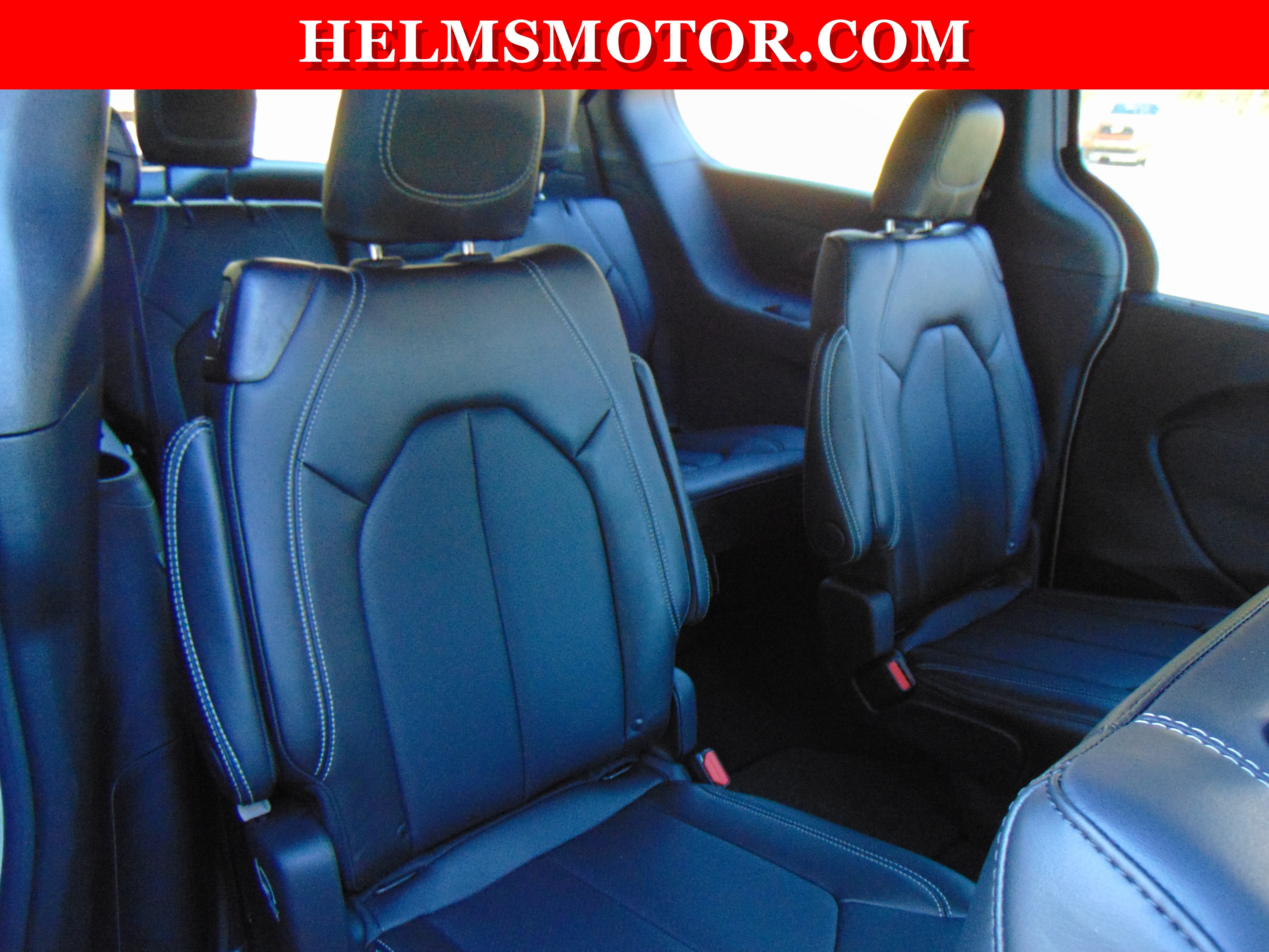 New 2026 Chrysler Pacifica Select FWD image 45