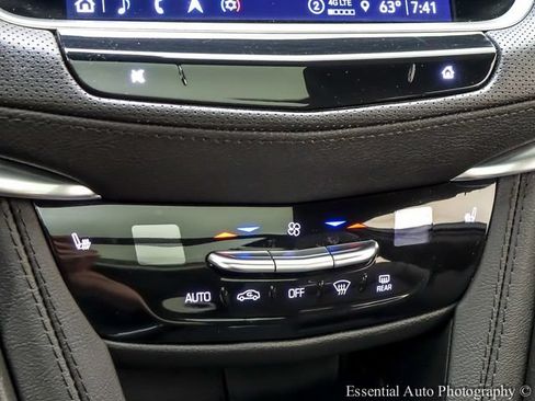 Certified 2023 Cadillac XT5 Premium Luxury AWD/4WD image 18
