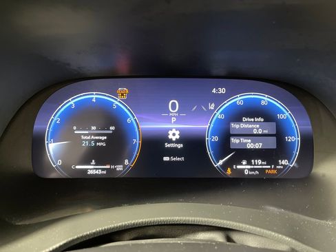 Used 2023 Toyota Highlander Platinum FWD image 18