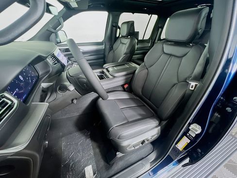 New 2026 Jeep Grand Wagoneer L Limited AWD/4WD image 22