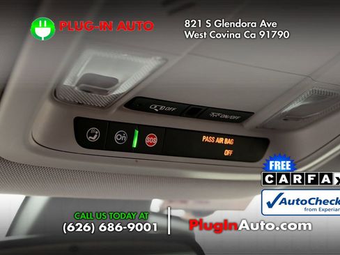 Used 2018 Chevrolet Volt Premier w/ Driver Confidence Package image 24