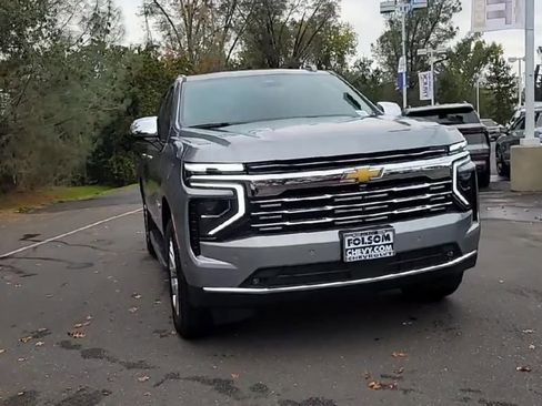 New 2026 Chevrolet Suburban Premier w/ Sun And Tow Package image 4