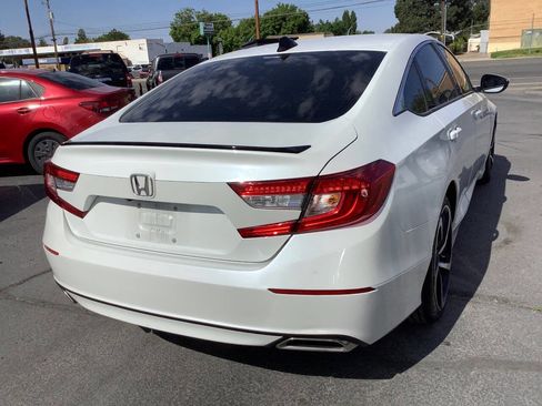 Used 2022 Honda Accord Sport image 11