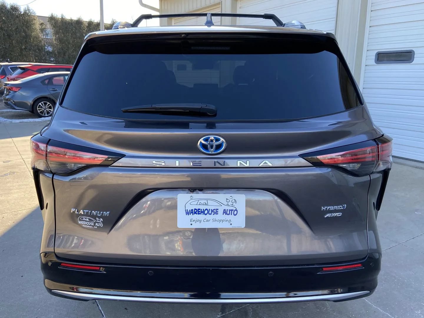 Used 2022 Toyota Sienna Platinum AWD/4WD image 6