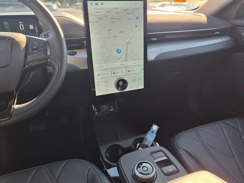 Used 2023 Ford Mustang Mach-E Select image 6