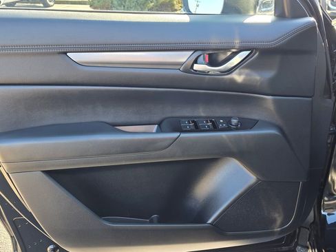 Used 2025 MAZDA CX-5 AWD 2.5 S w/ Select Package image 12