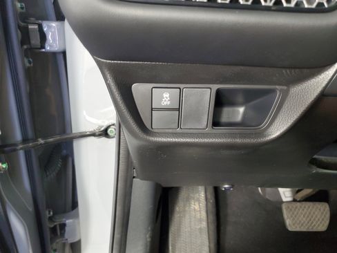 Used 2025 Honda HR-V Sport image 28