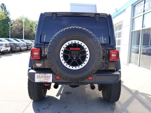 Used 2019 Jeep Wrangler Unlimited Rubicon AWD/4WD image 9