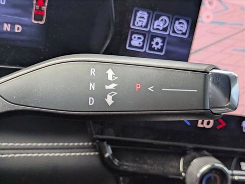 Used 2024 Chevrolet Blazer EV LT image 12