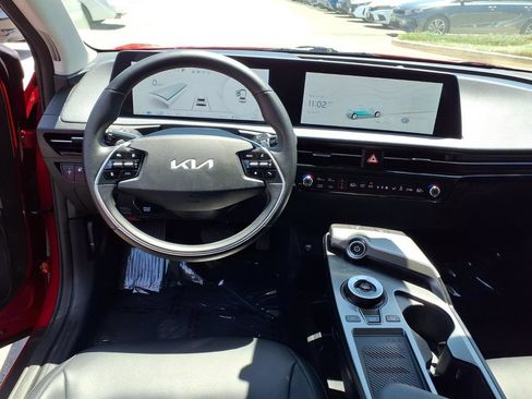Certified 2024 Kia EV6 Light RWD image 9