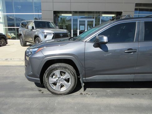 Used 2024 Toyota RAV4 XLE AWD/4WD image 2
