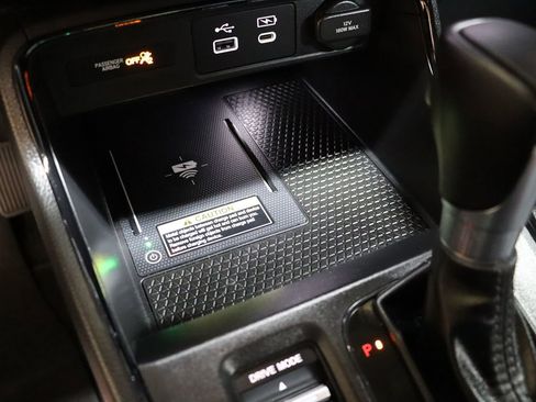 Used 2025 Honda CR-V EX-L image 46