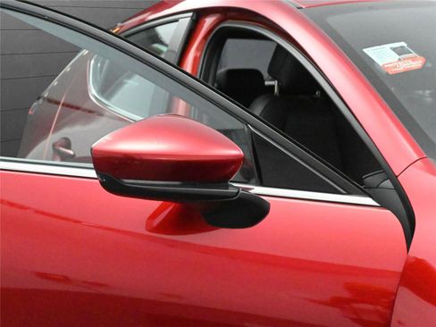 Used 2021 MAZDA MAZDA3 s image 17