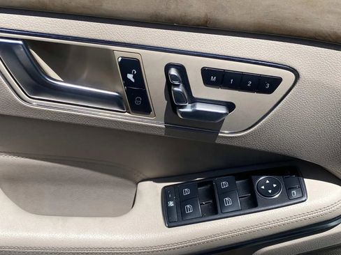 Used 2014 Mercedes-Benz E 350 4MATIC Sedan w/ Premium 1 Package image 15