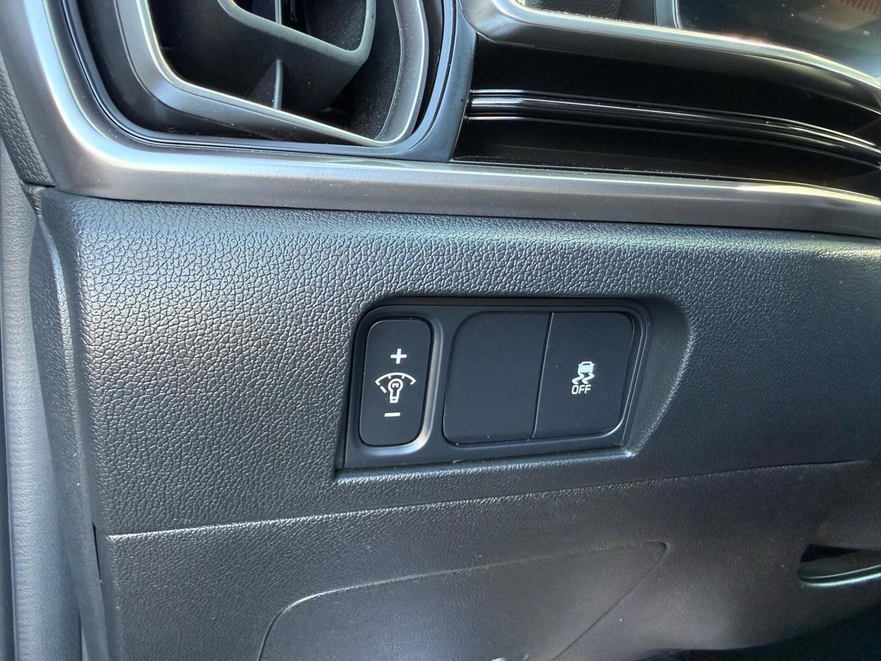 Used 2025 Kia Sorento S w/ Panoramic Sunroof Package AWD/4WD image 13