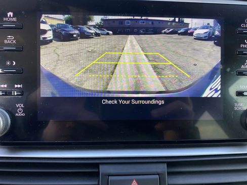 Used 2021 Honda Accord LX image 18