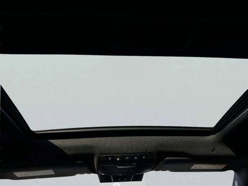 Used 2023 Mercedes-Benz E 350 Sedan image 43