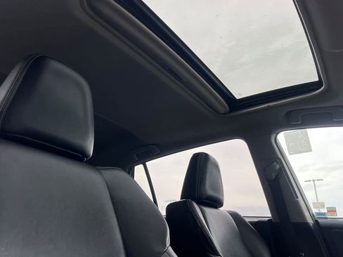 Used 2013 Toyota RAV4 Limited image 17