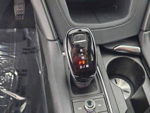 Used 2020 Cadillac XT6 Premium Luxury FWD image 34