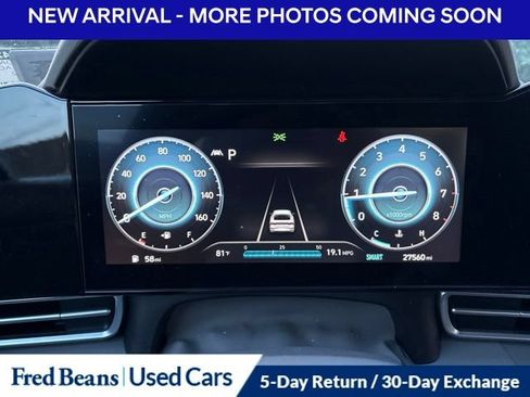 Used 2023 Hyundai Elantra SEL w/ Convenience Package FWD image 12