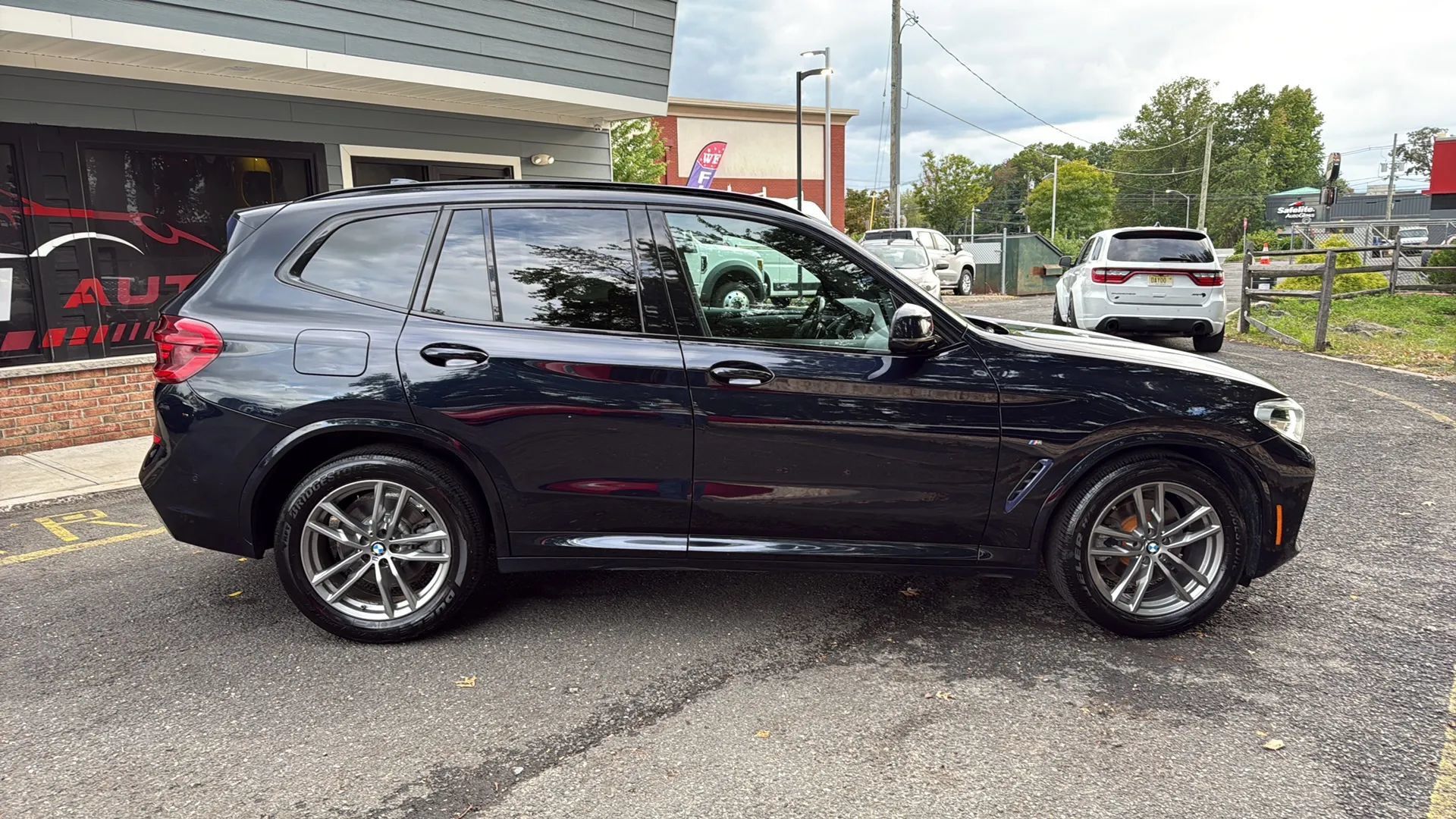 Used 2019 BMW X3 xDrive30i w/ M Sport Package 2 AWD/4WD image 5