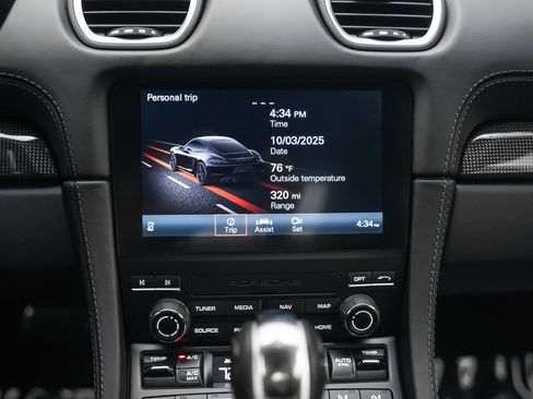 Used 2025 Porsche 718 Cayman GT4 image 18