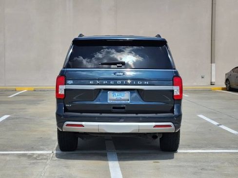 Used 2024 Ford Expedition XLT RWD image 6