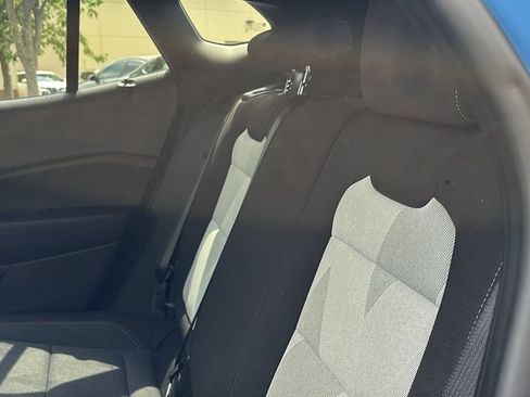 Used 2024 Chevrolet Trax RS FWD image 29