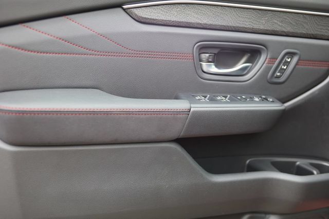 New 2026 Honda Pilot Black Edition image 15