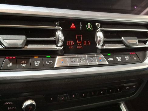 Used 2019 BMW 330i xDrive 330i xDrive w/ Convenience Package image 14