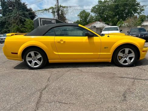 Used 2006 Ford Mustang GT Premium RWD image 4