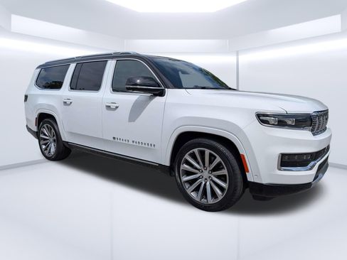 Used 2023 Jeep Grand Wagoneer L Series II AWD/4WD image 1