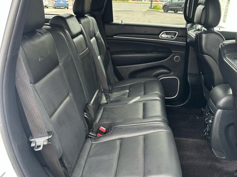 Used 2018 Jeep Grand Cherokee Summit image 17