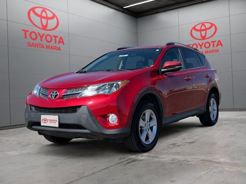 Used 2013 Toyota RAV4 XLE image 9