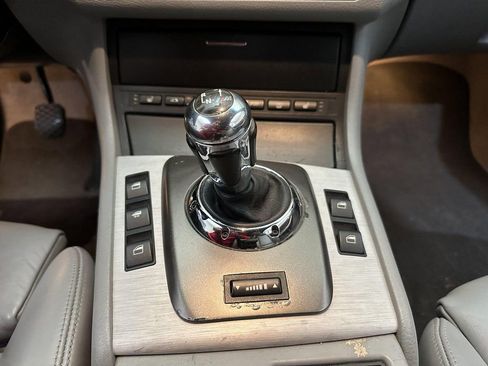 Used 2005 BMW M3 Convertible image 13