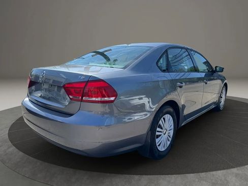 Used 2015 Volkswagen Passat 1.8T S image 5