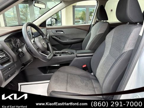 Used 2023 Nissan Rogue SV AWD/4WD image 27
