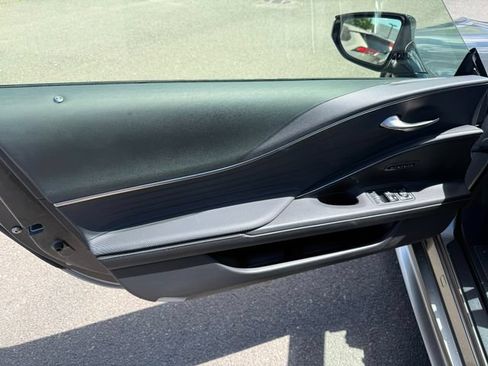 Certified 2024 Lexus LC 500 Convertible w/ Touring Package RWD image 13