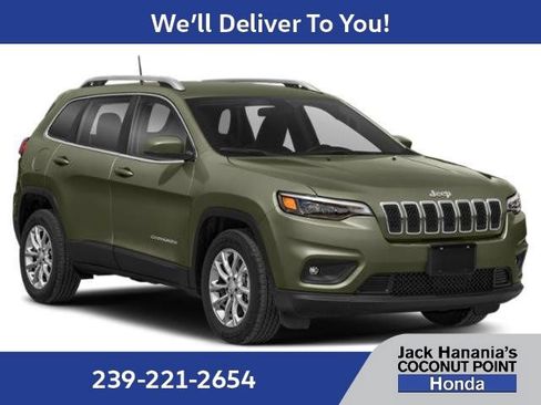 Used 2019 Jeep Cherokee Overland w/ Technology Group AWD/4WD image 9