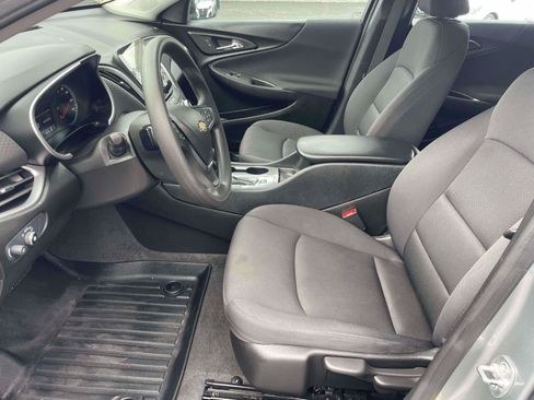 Used 2024 Chevrolet Malibu LS FWD image 5