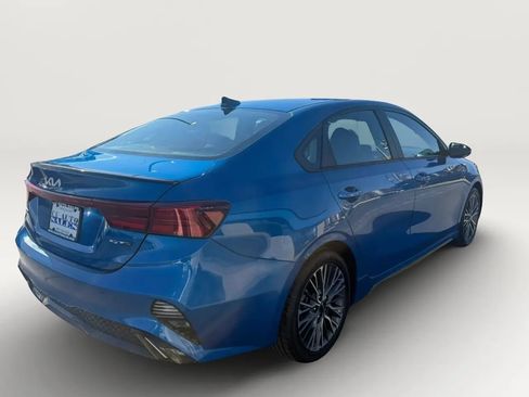 Used 2023 Kia Forte GT-Line FWD image 3