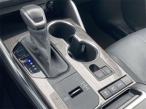 Used 2020 Toyota Highlander Platinum image 31