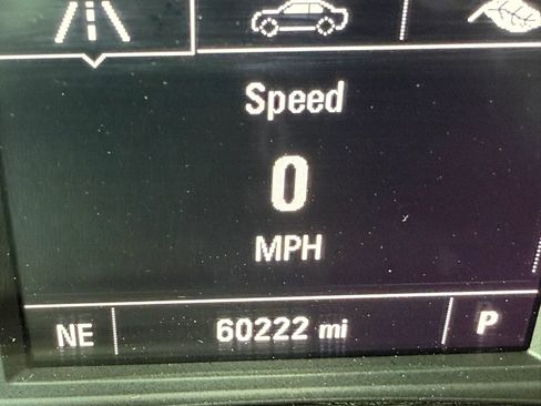 Used 2017 Chevrolet Cruze LT FWD image 27