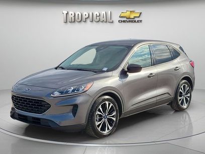 Used 2022 Ford Escape SE w/ SE Sport Appearance Package