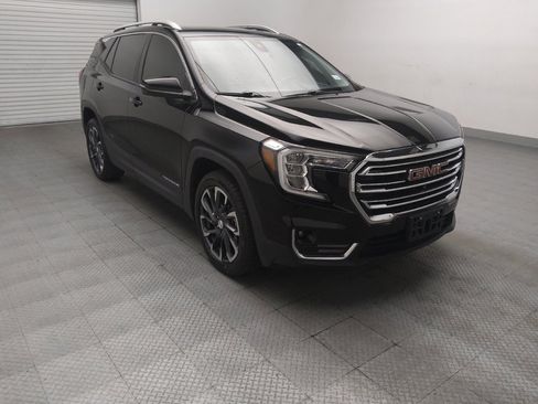 Used 2022 GMC Terrain SLT w/ Infotainment Package II AWD/4WD image 13