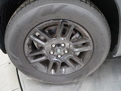Used 2024 Land Rover Defender 110 S AWD/4WD image 8