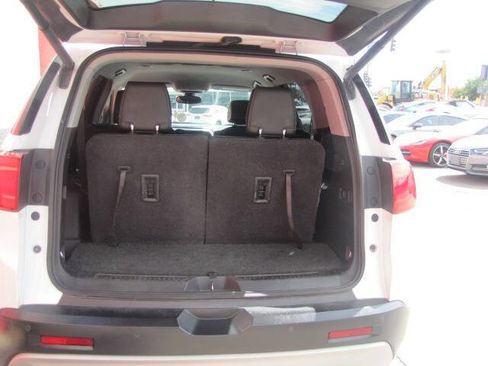 Used 2017 GMC Acadia SLT image 7