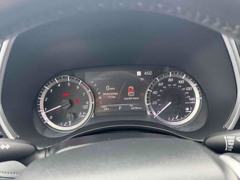 Used 2023 Toyota Highlander XLE image 13